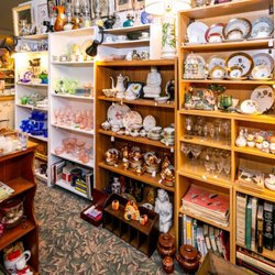 Days of Olde Antiques & Collectibles