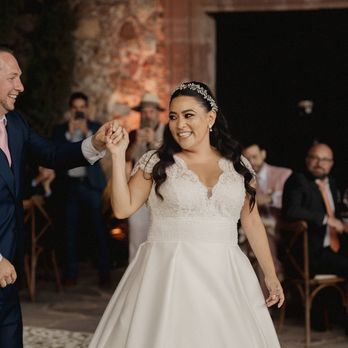 Wedding Dance Coach - Nail Your First Dance - Dance Schools Near Me - Denver, Colorado Wedding Dance Coach - Nail Your First Dance - Dance Schools Near Me - Denver, Colorado