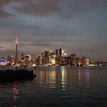 Centre Island - The views at night - Parks Near Me - Toronto, Ontario