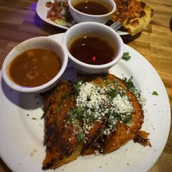 Hoppe's Cantina - Food was great but this place charges automatic tip and credit card fees without disclosure!