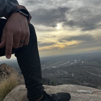 Mount Rubidoux Trail - Hiking Near Me - Riverside, California