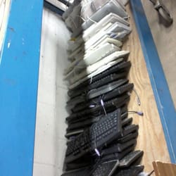 Dig & Save Outlet - YOU WANT KEYBOARDS? WE GOT KEYBOARDS!