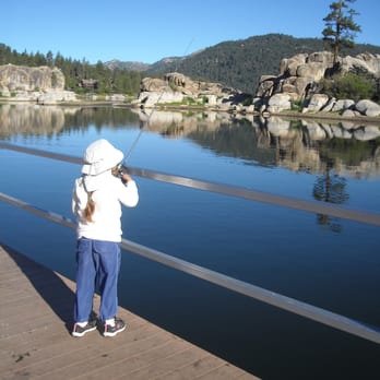 Cabins4less - Boulder Bay dock going after a big one! - Rafting/Kayaking Near Me - Big Bear Lake, California