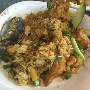 Thai Cuisine - Tofu Pineapple Rice - Thai Near Me - Austin, Texas Thai Cuisine - Tofu Pineapple Rice - Thai Near Me - Austin, Texas