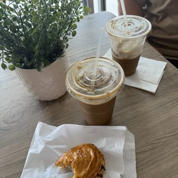 Kim Ninh Bakery - Bakeries Near Me - Westminster, California