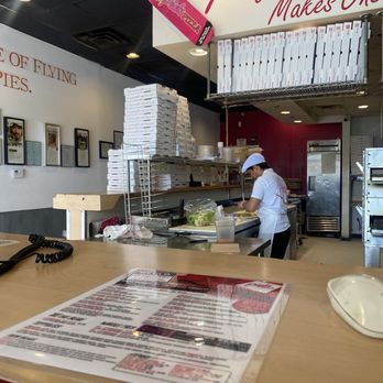 Pink's Pizza - Pizza making - Pizza Near Me - Houston, Texas Pink's Pizza - Pizza making - Pizza Near Me - Houston, Texas