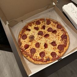 Medium Pizza 14"