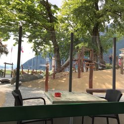 Auslandschweizerplatz Nessi Spielplatz - Spielplatz