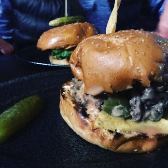 Ze Pickle - Burgers Near Me - Surry Hills, NSW
