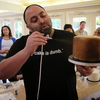 Flavor! Napa Valley - Duff Goldman, demonstrating how to airbrush a cake at his Cake Decorating session - Hudson House, Beringer Vineyards - Restaurants Near Me - Napa, California Flavor! Napa Valley - Duff Goldman, demonstrating how to airbrush a cake at his Cake Decorating session - Hudson House, Beringer Vineyards - Restaurants Near Me - Napa, California