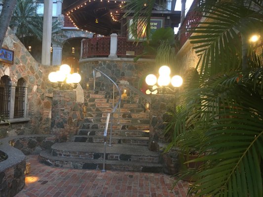 Mongoose Junction by null