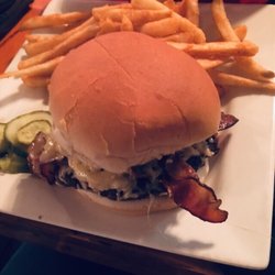 Angry Beaver Lodge - Burger