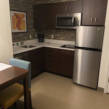 Residence Inn by Marriott - Very functional kitchen - Hotels Near Me - Lebanon, New Hampshire Residence Inn by Marriott - Very functional kitchen - Hotels Near Me - Lebanon, New Hampshire