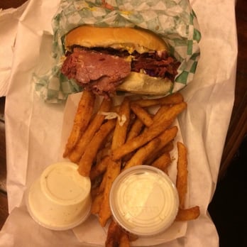 A Moveable Feast - Everyone stop what you're doing and try this corn beef sammmmiiiichhhh - New American Near Me - Lodi, California