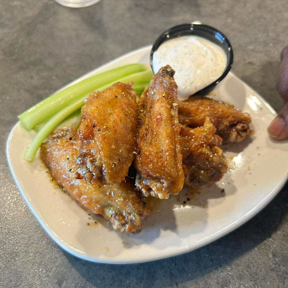 Besties Table - Lemon Bay Wings 10/10 - Breakfast & Brunch Near Me - Indianapolis, Indiana Besties Table - Lemon Bay Wings 10/10 - Breakfast & Brunch Near Me - Indianapolis, Indiana