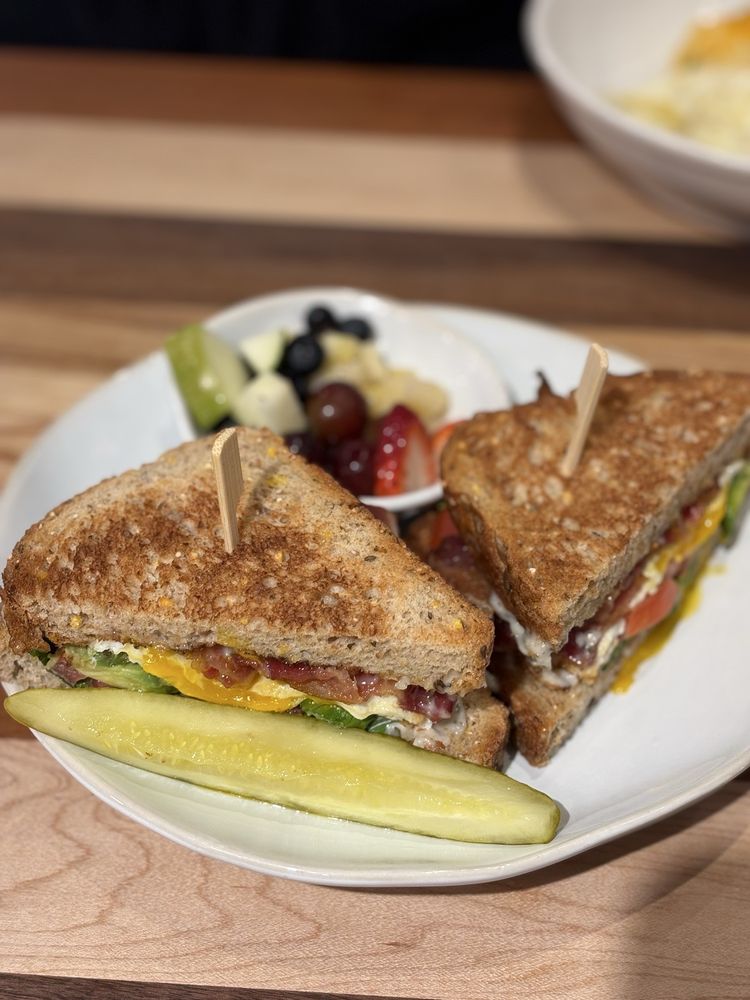 HomeGrown - Alexandria