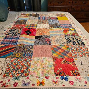 Bonnie's Quilted Treasures - Sewing & Alterations Near Me - Decatur, Alabama Bonnie's Quilted Treasures - Sewing & Alterations Near Me - Decatur, Alabama