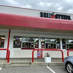 Bruster's Real Ice Cream - Front exterior of business