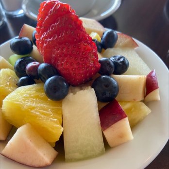 WSW Steakhouse - Fruit bowl - Steakhouses Near Me - Hilo, Hawaii WSW Steakhouse - Fruit bowl - Steakhouses Near Me - Hilo, Hawaii