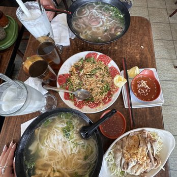 Pho Recipe - 21. Rare Beef Noodle Soup (Filet mignon) & 28. Duck & Dry Bamboo with Vermicelli Noodle Soup - Vietnamese Near Me - San Francisco, California