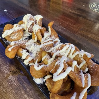 Flight Burger - Sidewinder fries with garlic aioli - Burgers Near Me - Carmel, Indiana