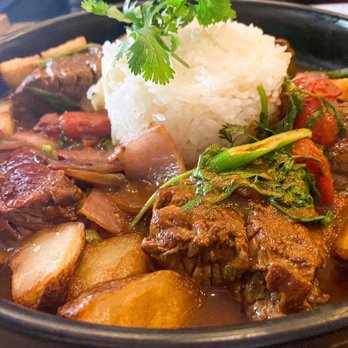 Frida Midtown - Lomo Saltado - Mexican Near Me - New York, New York