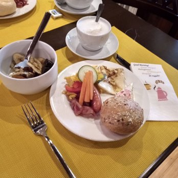 Hotel Kaiservilla - Local Flavor Near Me - Hof, 2