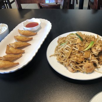 Beijing Cafe - 5. Cheese Wonton 3. House Chow Mein - Chinese Near Me - Rancho Cordova, California Beijing Cafe - 5. Cheese Wonton 3. House Chow Mein - Chinese Near Me - Rancho Cordova, California