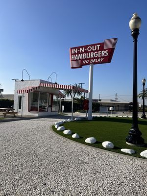 The Original In-N-Out Burger Museum by null
