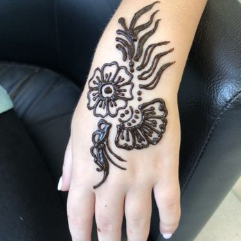 Pooja Salon - Hair Salons Near Me - Levittown, New York