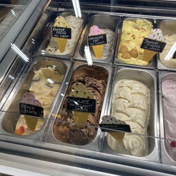 Savannah's Candy Kitchen - Desserts Near Me - Nashville, Tennessee Savannah's Candy Kitchen - Desserts Near Me - Nashville, Tennessee