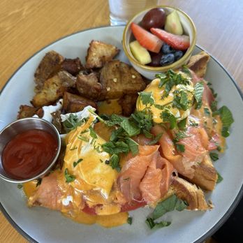 Daily Gather - Smoked Salmon Benedict - Breakfast & Brunch Near Me - Houston, Texas
