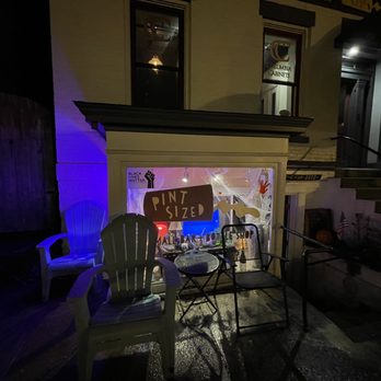 Pint Sized - Front of Pint Sized during their 2021 Halloween party - Beer Bar Near Me - Saratoga Springs, New York Pint Sized - Front of Pint Sized during their 2021 Halloween party - Beer Bar Near Me - Saratoga Springs, New York