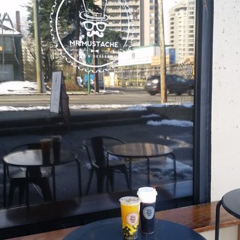 Mr. Mustache Tea & Dessert - Mango Green Tea Pearls and Pu-erh Tea Macchiato - Bubble Tea Near Me - Burnaby, British Columbia
