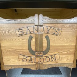 Sandy's Saloon - Entrance