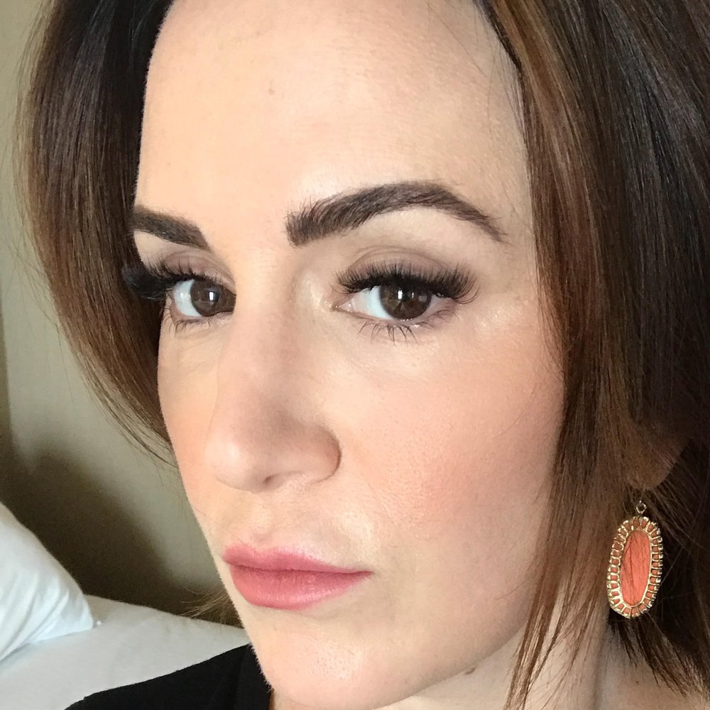 Buxom Lash Studio - Volume lashes - Eyelash Service Near Me - Seattle, Washington Buxom Lash Studio - Volume lashes - Eyelash Service Near Me - Seattle, Washington