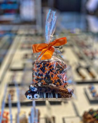 Temper Chocolates by null