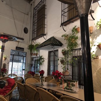Los Patios - Spanish Near Me - Córdoba, Colorado