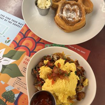 Carnation Cafe - American Near Me - Anaheim, California
