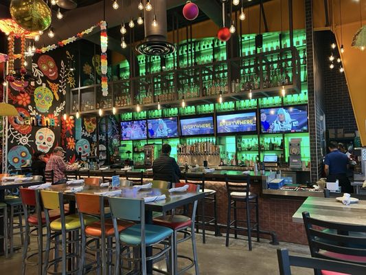 Valencia’s Tex-Mex Garage by null