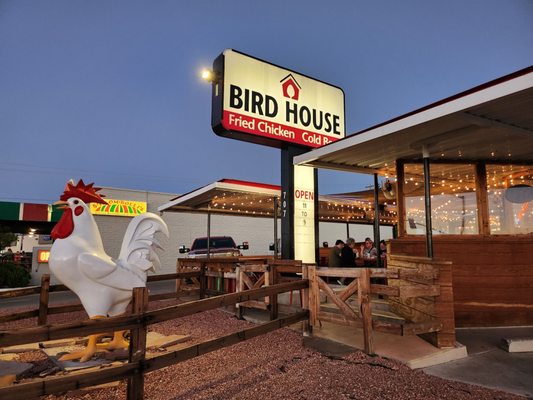 BirdHouse by null