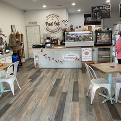 Pied Out Bakeshop