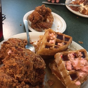 Metro Diner - Chicken and waffles - American Near Me - Chesapeake, Virginia Metro Diner - Chicken and waffles - American Near Me - Chesapeake, Virginia