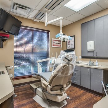 Hal Stewart, DDS - Oral Surgeons Near Me - Flower Mound, Texas