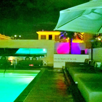 Float Rooftop Bar - Lounges Near Me - San Diego, California