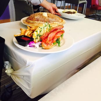 M.A.C. 24/7 - Served with style - American Near Me - Honolulu, Hawaii