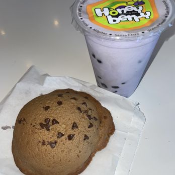 Honeyberry - Chocolate Butter Roti Bun and Taro Smoothie - Ice Cream & Frozen Yogurt Near Me - Santa Clara, California Honeyberry - Chocolate Butter Roti Bun and Taro Smoothie - Ice Cream & Frozen Yogurt Near Me - Santa Clara, California
