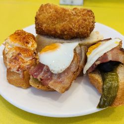 El Huevo Frito - Egg pinxtos galore