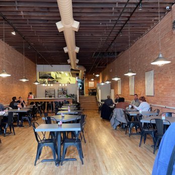 Grumpy's - people eating in a restaurant - American Near Me - Toledo, Ohio