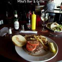 Restaurants In Middleburg Heights Yelp Mike S Bar Grille